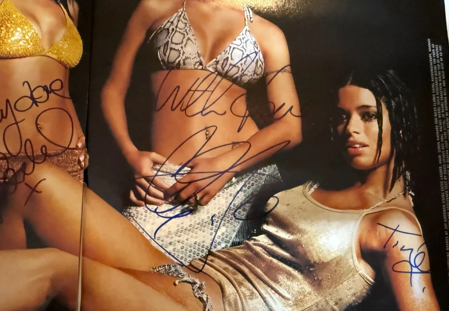 Hannah Rachel Jo Tina S Club 7 REAL hand SIGNED sexy pinup photo pages FHM COA, изображение 3