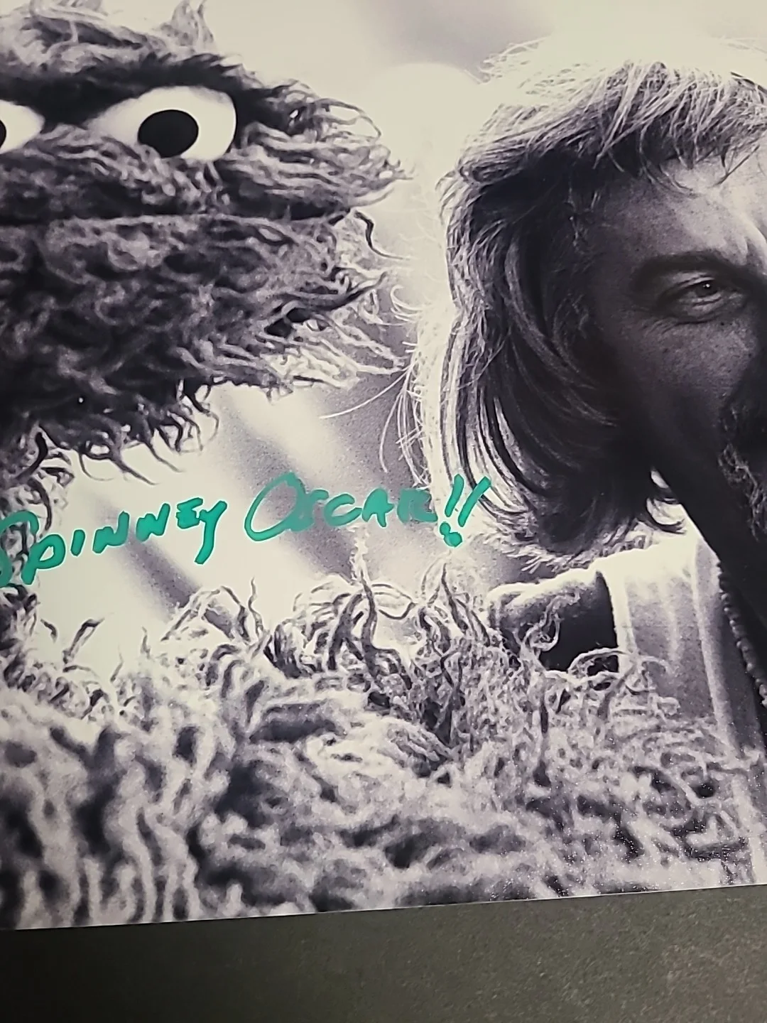 caroll Spinney — Caroll Spinney Signed Oscar Photo With PSA DNA 11”x17” Photo With Oscar Sesame, изображение 4