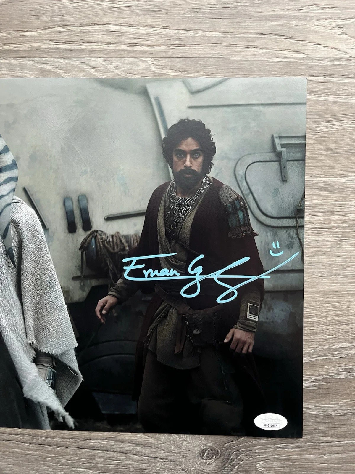 Eman Esfandi — Eman Esfandi Signed Ezra Bridger 11x14 Photo JSA COA AHSOKA Star Wars, image 3