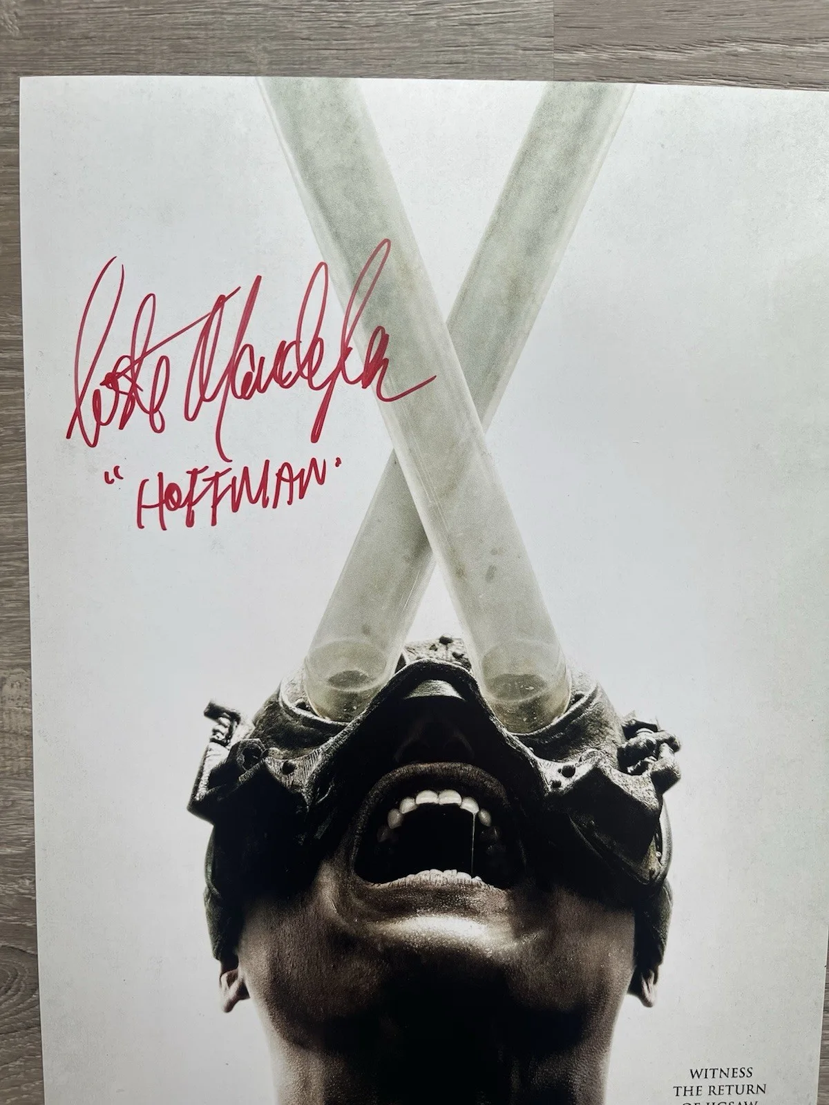Costas Mandylor — Costas Mandylor Signed Saw X 11x17 Photo JSA COA Detective Hoffman Jigsaw Horror, изображение 3