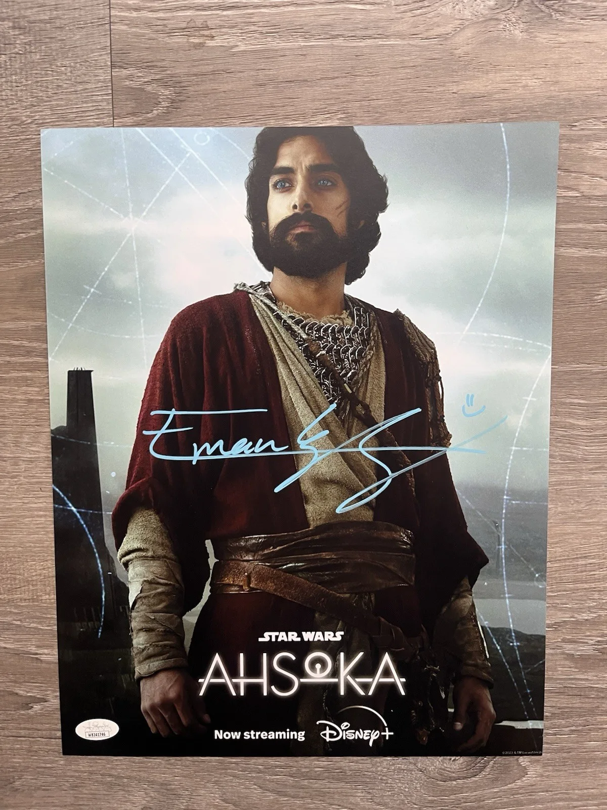 Eman Esfandi — Eman Esfandi Signed Ezra Bridger 11x14 Photo JSA COA AHSOKA Star Wars, изображение 2