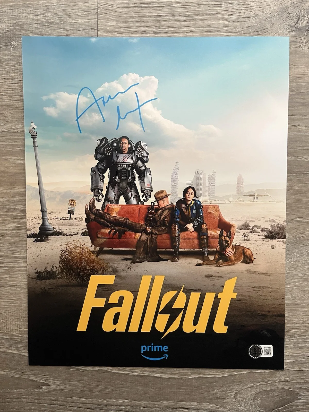Aaron Moten — Aaron Moten Signed Fallout 11x14 Photo Beckett COA Maximus, image 2