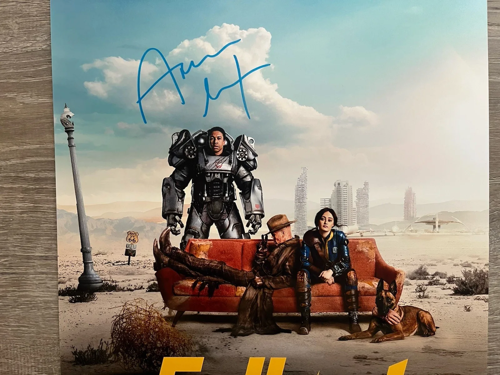 Aaron Moten — Aaron Moten Signed Fallout 11x14 Photo Beckett COA Maximus, image 3