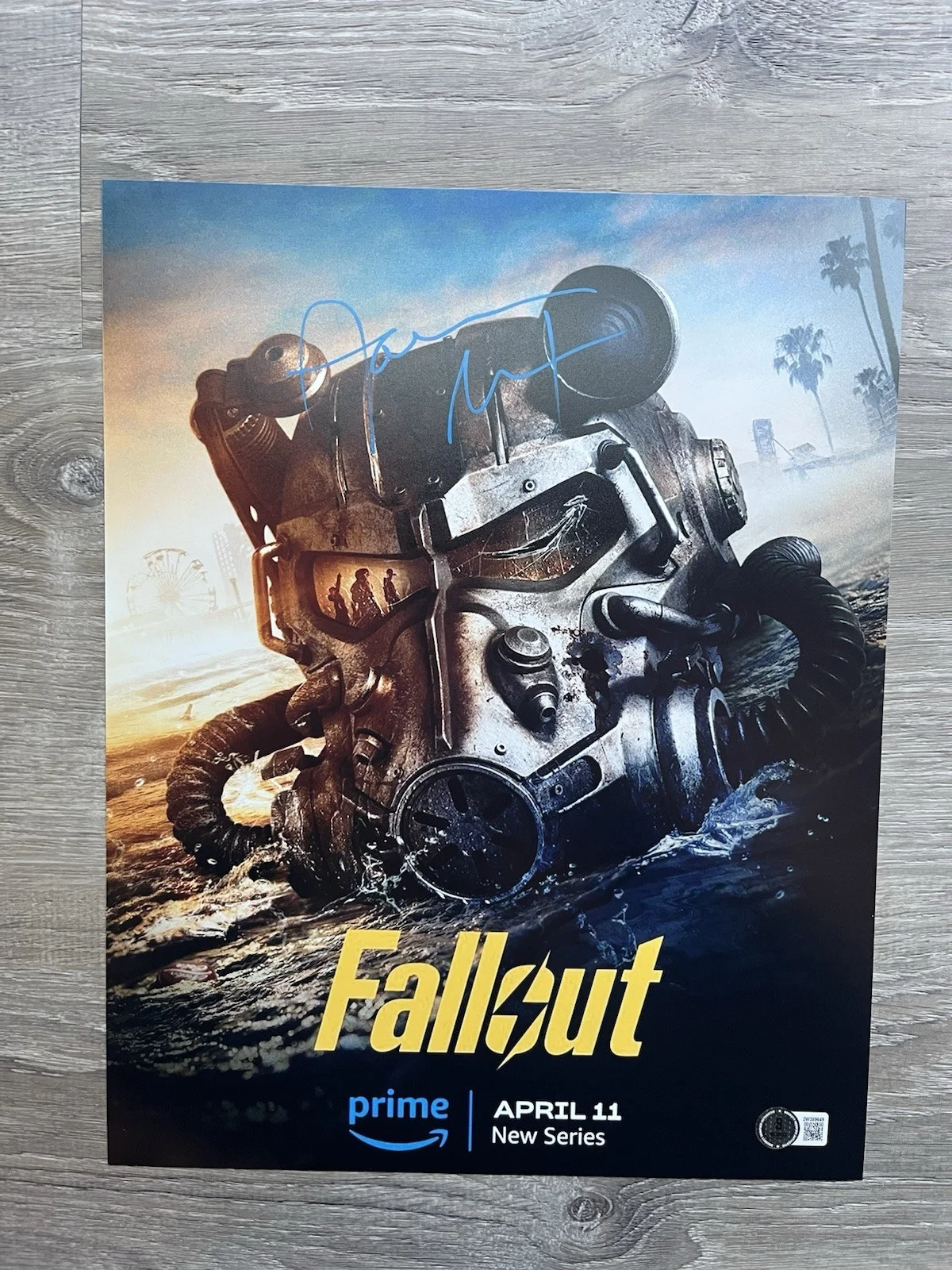 Aaron Moten — Aaron Moten Signed Fallout 11x14 Photo Beckett COA Maximus Brotherhood Of Steel, изображение 2