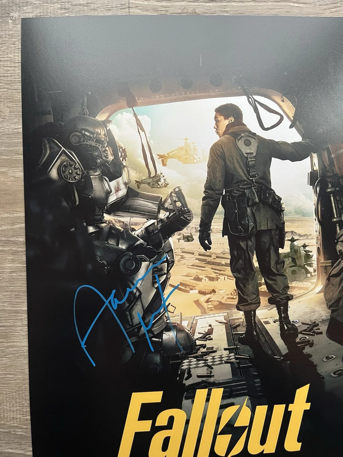Aaron Moten — Aaron Moten Signed Fallout 11x14 Photo Beckett COA Maximus, изображение 5