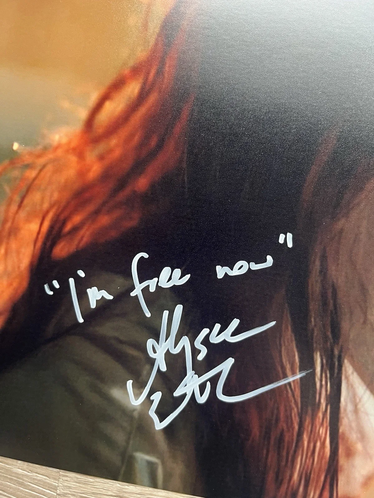 Alyssa Sutherland — Alyssa Sutherland Signed Evil Dead Rise 11x14 Photo JSA COA INSCRIBED Horror, изображение 4