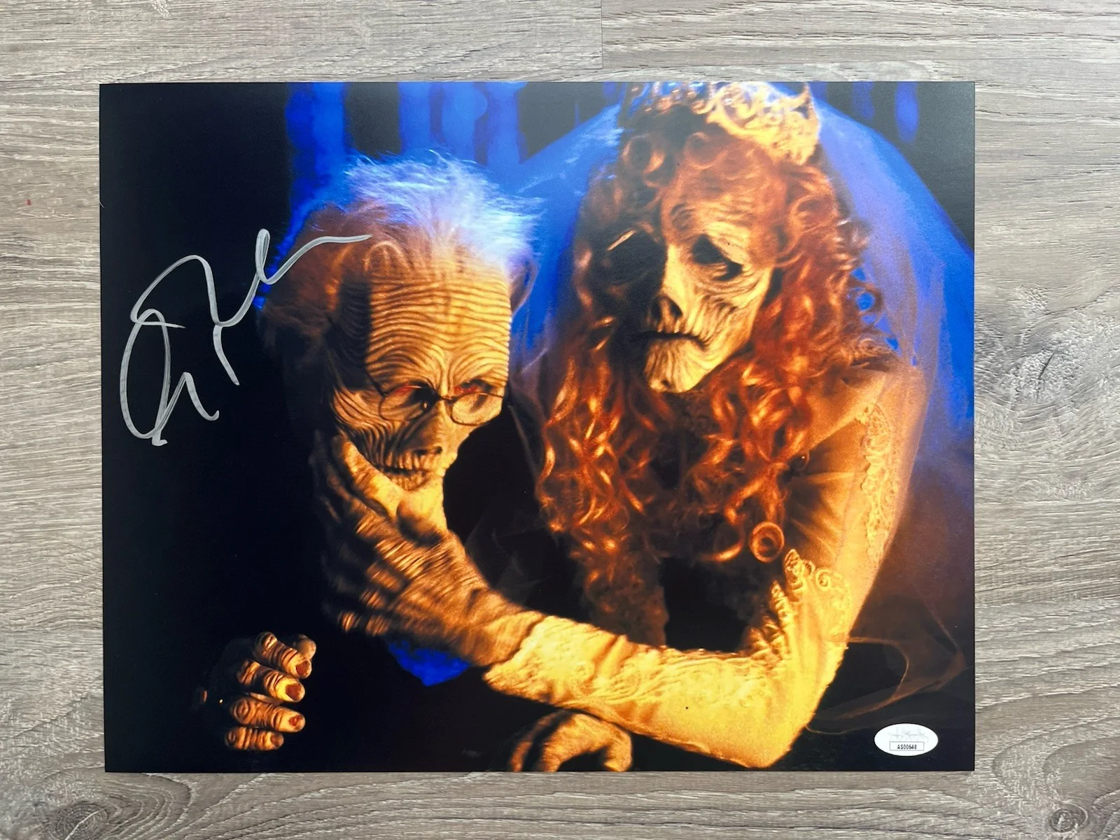 Alec Baldwin — Alec Baldwin Signed Beetlejuice 11x14 Photo JSA COA Adam Maitland Horror, изображение 2