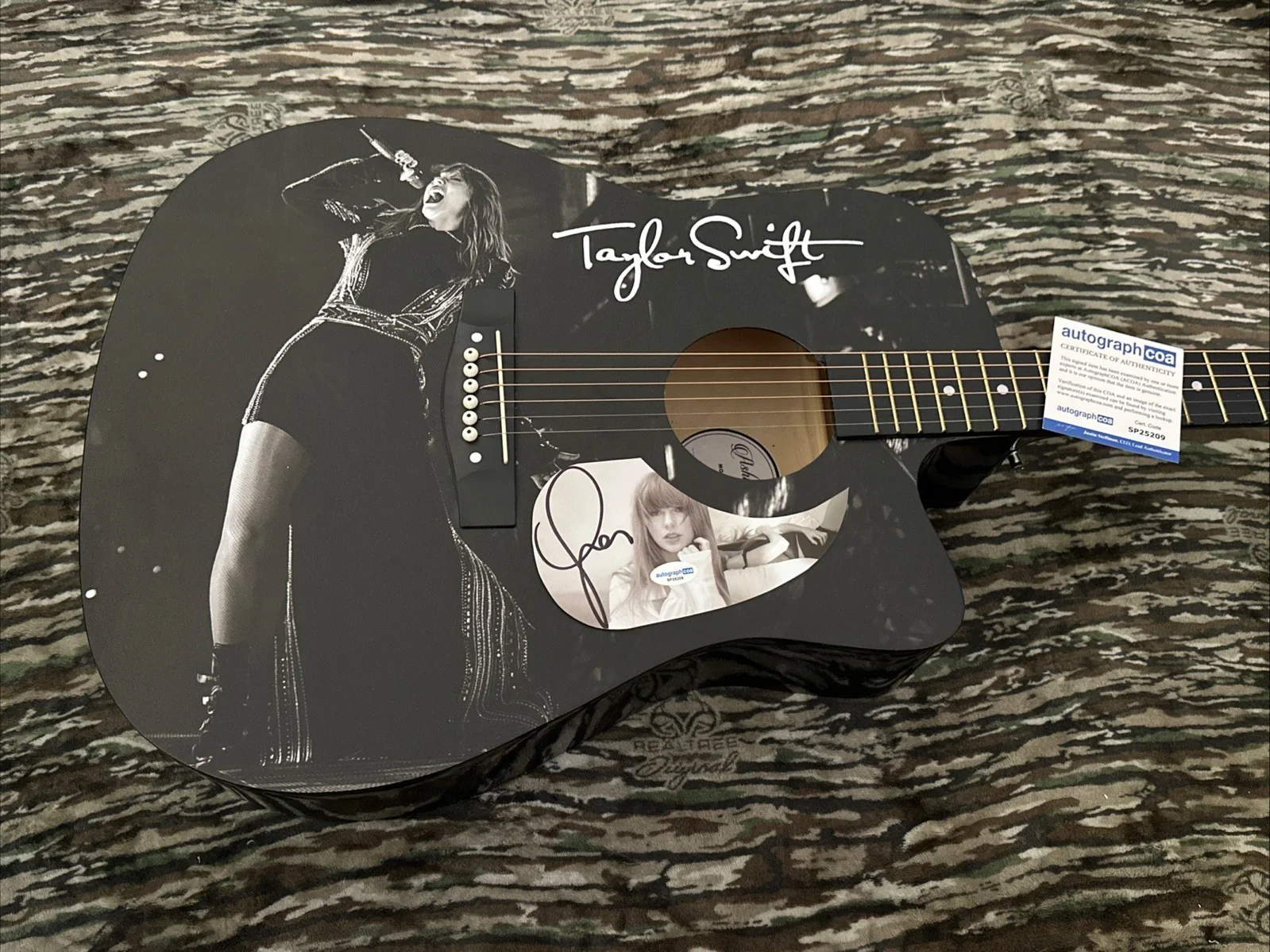 🎄🚨Rare TAYLOR SWIFT Signed CUSTOM FULL SIZE Acoustic Guitar Country ACOA🚨🎁🎅, image 2