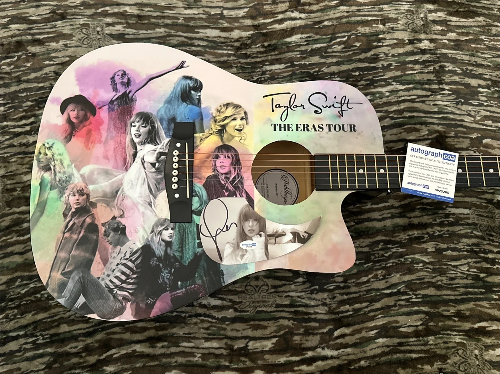 🎄🚨Rare TAYLOR SWIFT Signed CUSTOM FULL SIZE Acoustic Guitar Country ACOA🚨🎁🎅, изображение 3