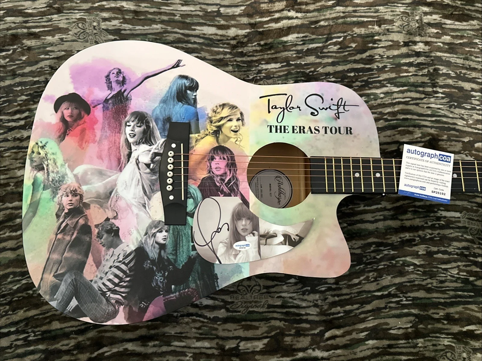 🎄🚨Rare TAYLOR SWIFT Signed CUSTOM FULL SIZE Acoustic Guitar Country ACOA🚨🎁🎅, изображение 3
