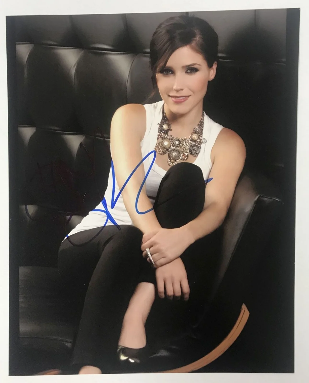 Sophia Bush — Sophia Bush Signed Autographed Glossy 8x10 Photo