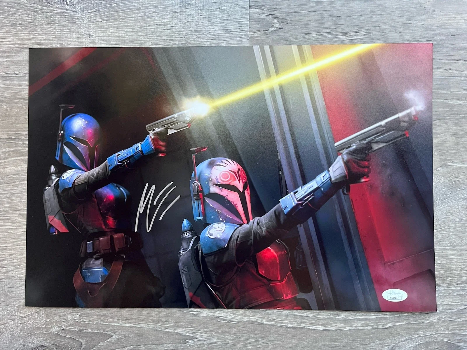 Mercedes Varnado — Mercedes Varnado Signed 11x17 Photo JSA COA Star Wars Mandalorian Sasha Banks, изображение 2