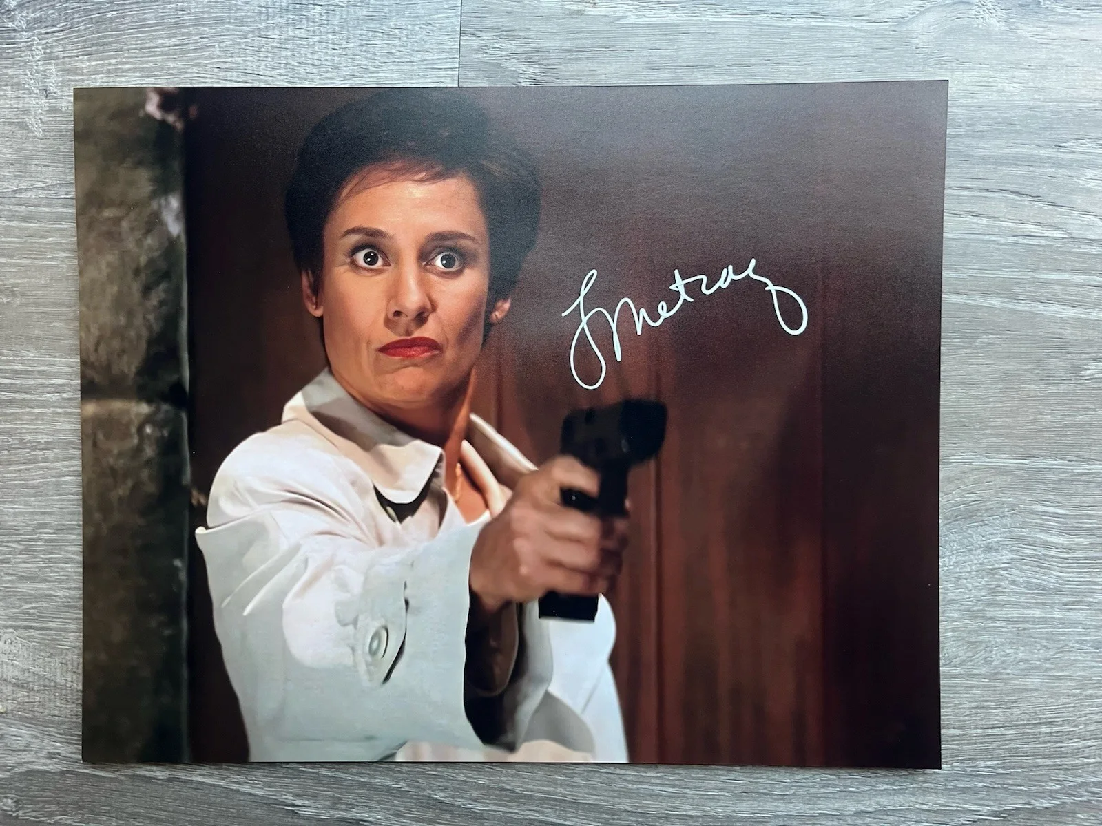 Laurie Metcalf — Laurie Metcalf Signed Scream 11x14 Photo Beckett COA Ghostface Mrs Loomis Horror, image 2