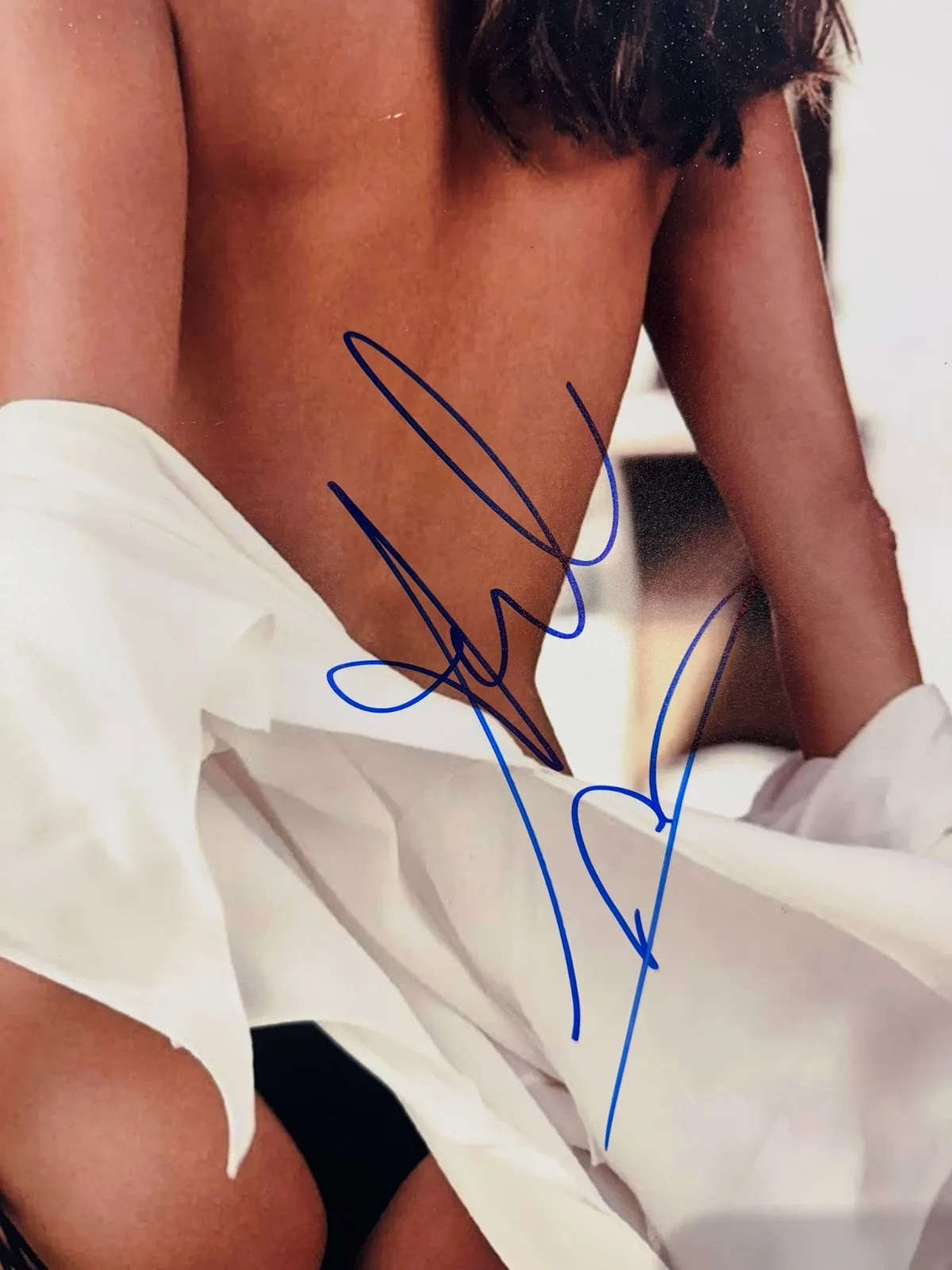 ALESSANDRA AMBROSIO SIGNED 16X20 PHOTO AUTO BECKETT BAS BEAUTIFUL SEXY COA, изображение 2