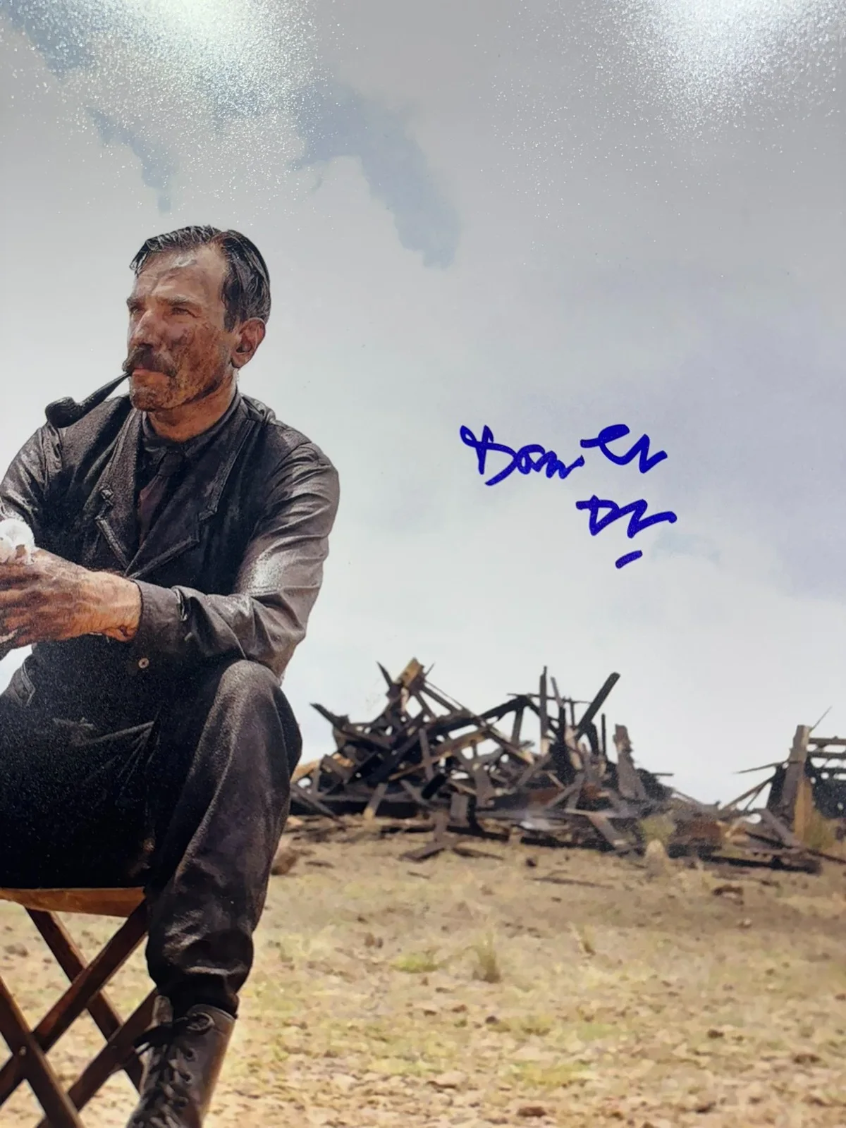DANIEL DAY-LEWIS SIGNED 16X20 PHOTO AUTO BECKETT BAS COA, image 2