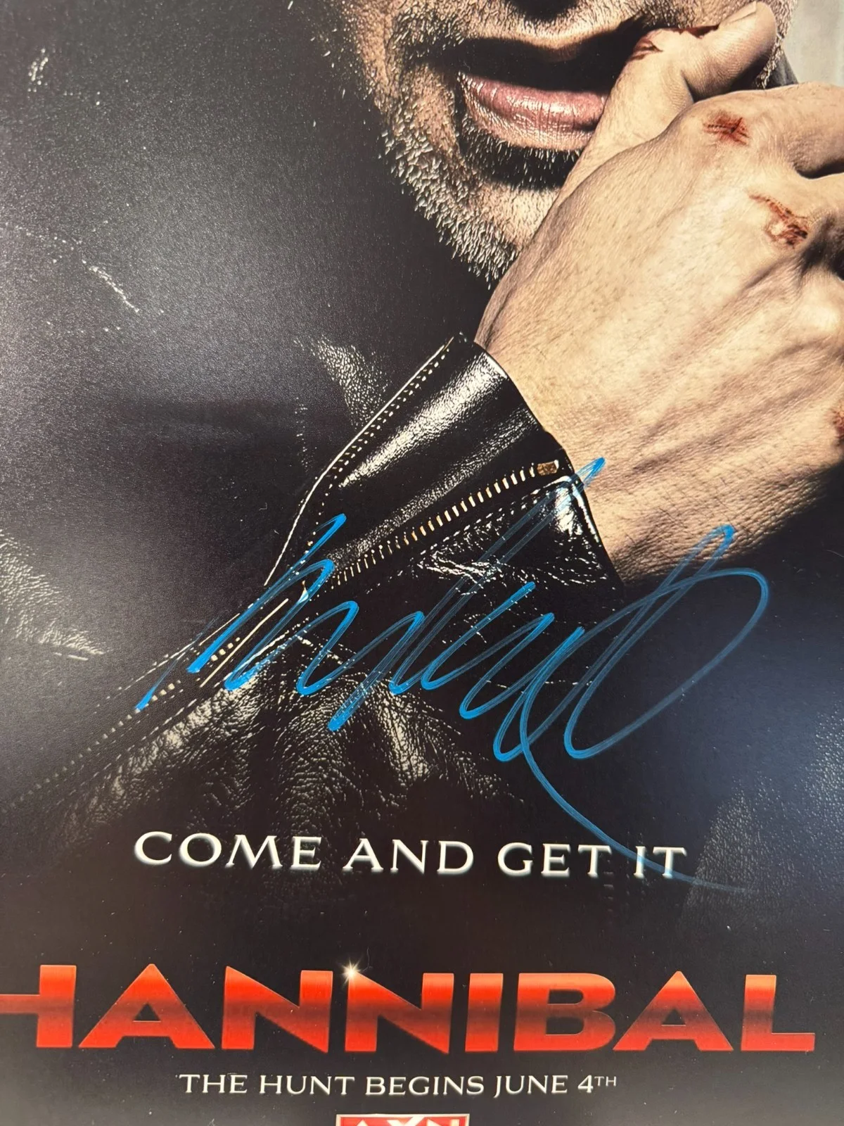 MADS MIKKELSEN SIGNED 11X17 HANNIBAL PHOTO AUTO HIT SHOW BECKETT BAS COA, image 2