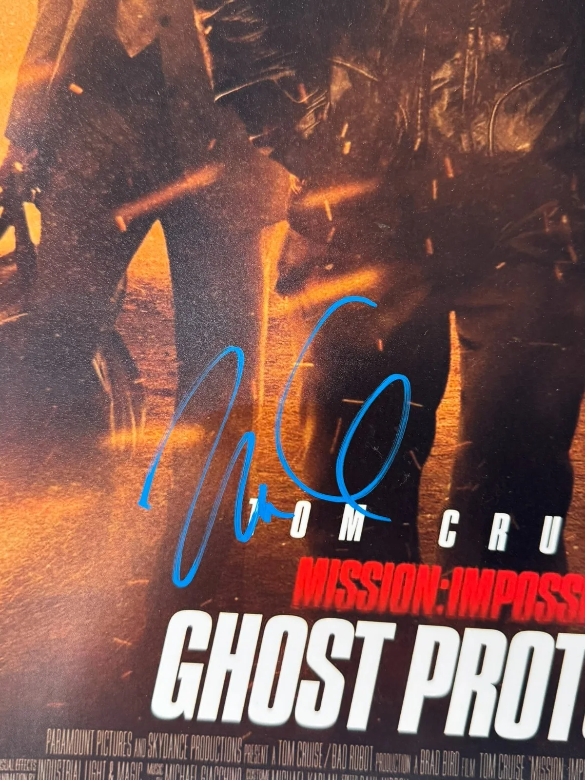 Christopher McQuarrie SIGNED 11X17 MISSION IMPOSSIBLE PHOTO AUTO BECKETT BAS COA, image 2