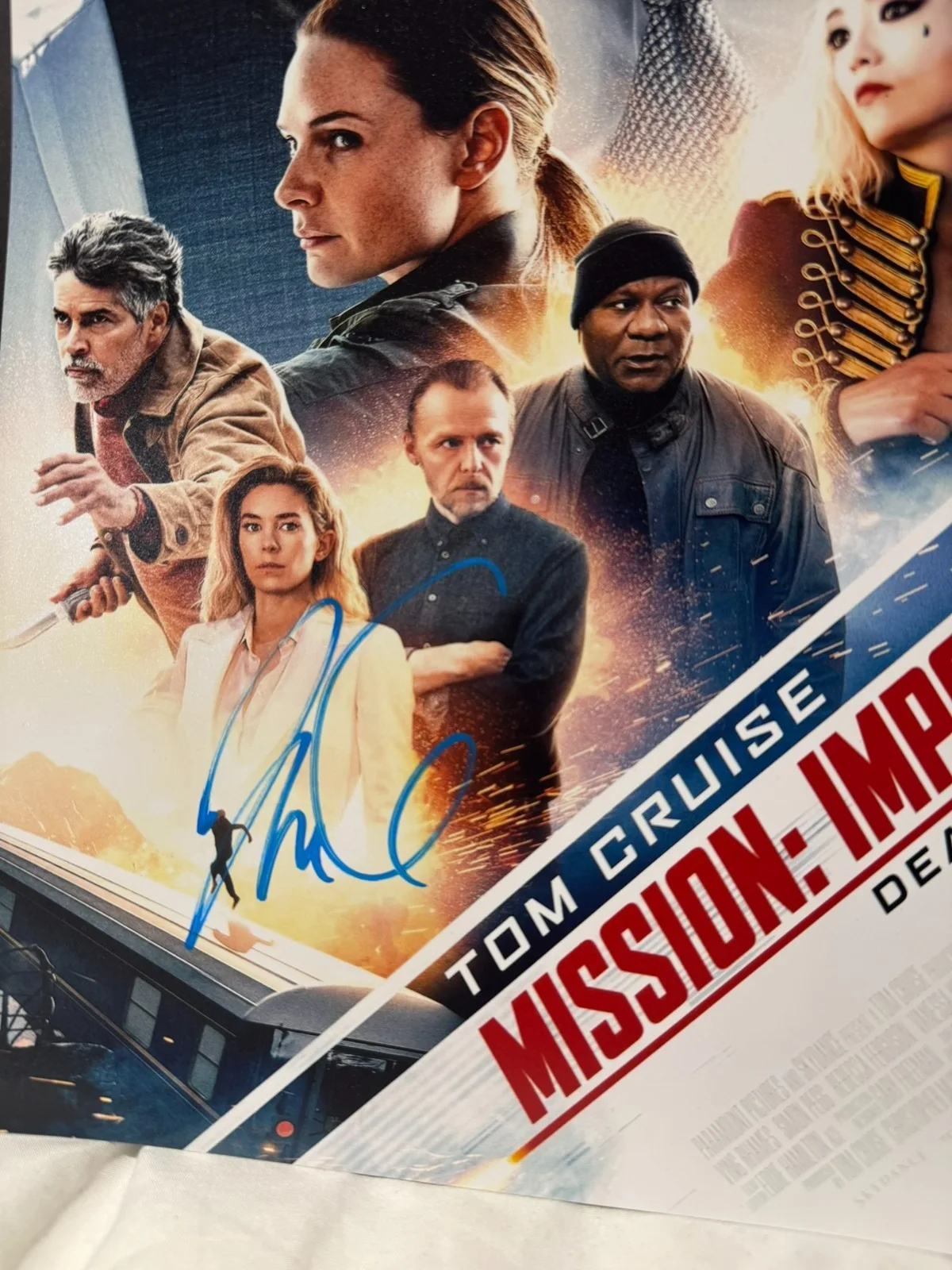 Christopher McQuarrie SIGNED 11X17 MISSION IMPOSSIBLE PHOTO AUTO BECKETT BAS COA, image 2