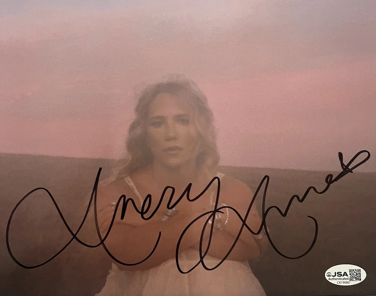 Avery Anna 'Indigo' Signed 8x10 Photo Country Singer Autograph JSA COA, image 3