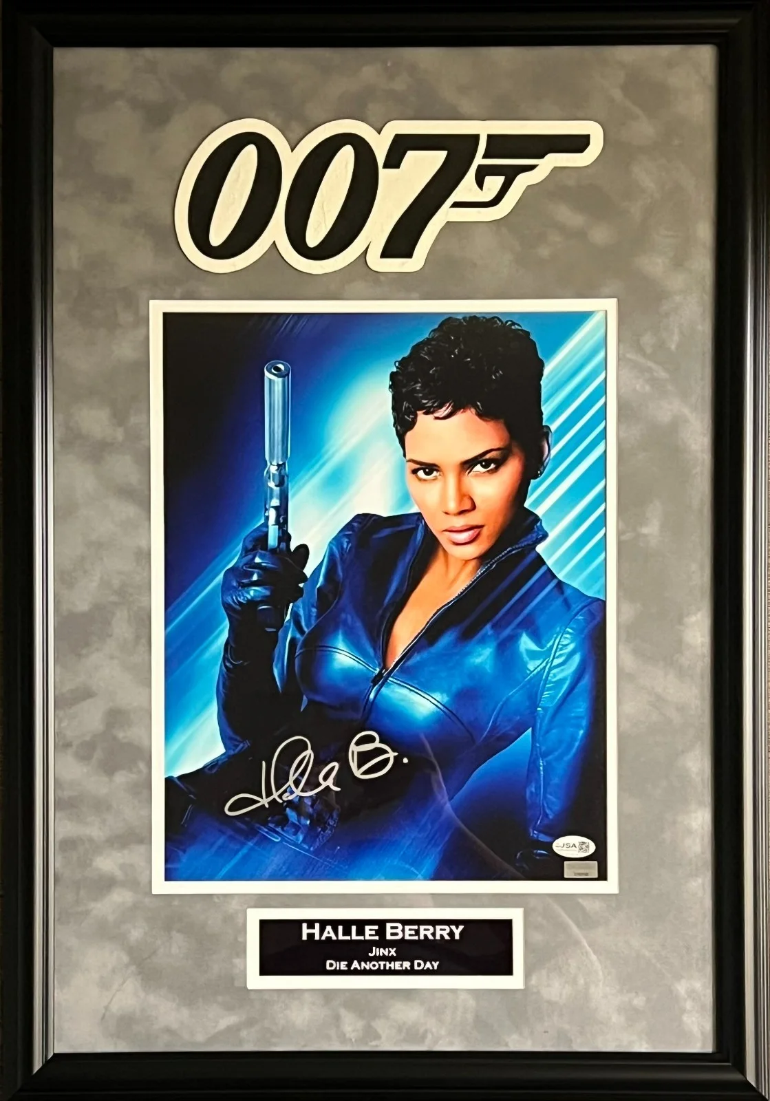 Halle Berry — Halle Berry autographed signed suede framed 11x14 007 James Bond Jinx JSA COA