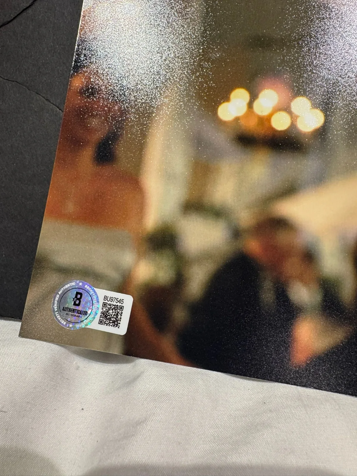 ISLA FISHER SIGNED 11X14 WEDDING CRASHERS PHOTO AUTO BECKETT BAS COA, image 2