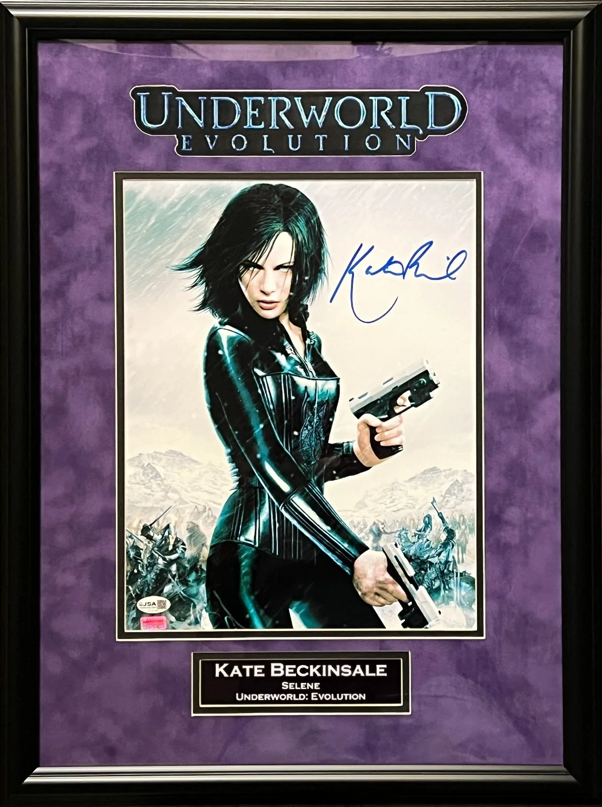 Kate Beckinsale — Kate Beckinsale autographed signed suede framed 11x14 Underworld Selene JSA COA