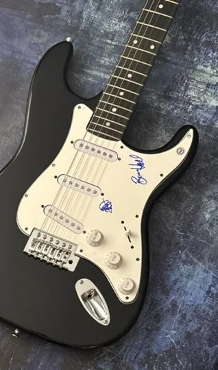 GFA Bruce Hall & Neal Doughty * REO SPEEDWAGON * Band Signed Electric Guitar COA, image 3