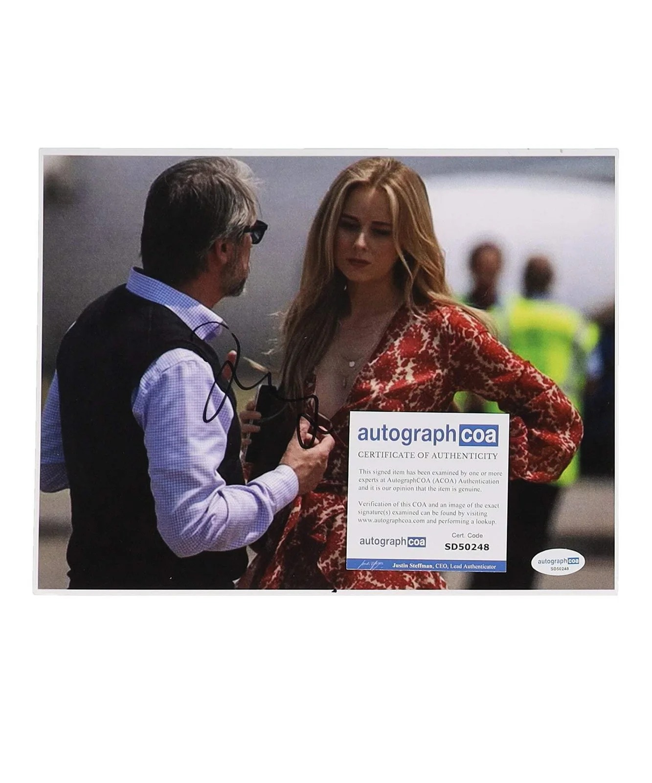 Justine Lupe — Justine Lupe Signed 8.5x11 Photo (ACOA) - Nobody Wants This, image 2