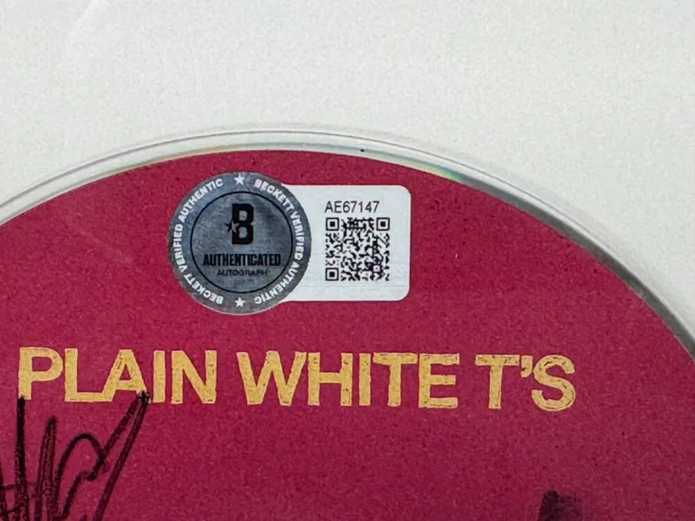 TOM HIGGENSON, TIM LOPEZ, MIKE RETONDO, DE'MAR HAMILTON — PLAIN WHITE T'S SIGNED FRAMED CD DISPLAY TOM HIGGENSON TIM LOPEZ BECKETT J47, image 3