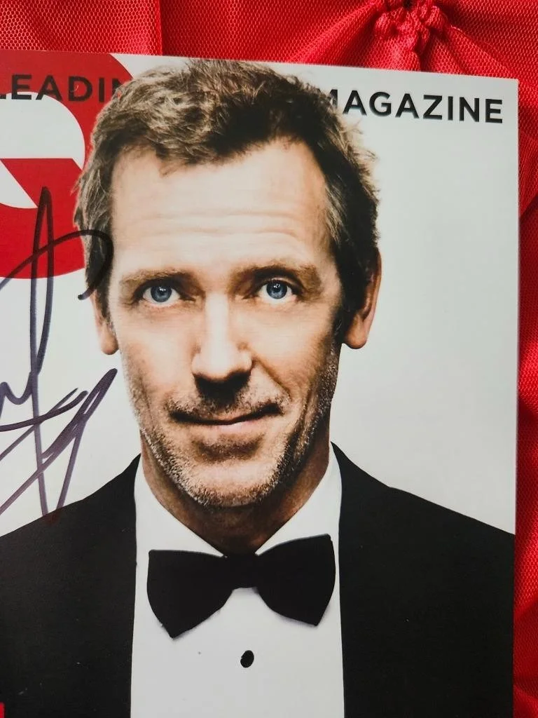HUGH LAURIE — HUGH LAURIE HAND SIGNED AUTOGRAPHED 8X10 PHOTO GQ COVER HOUSE ACTOR STAR COA 2, изображение 3