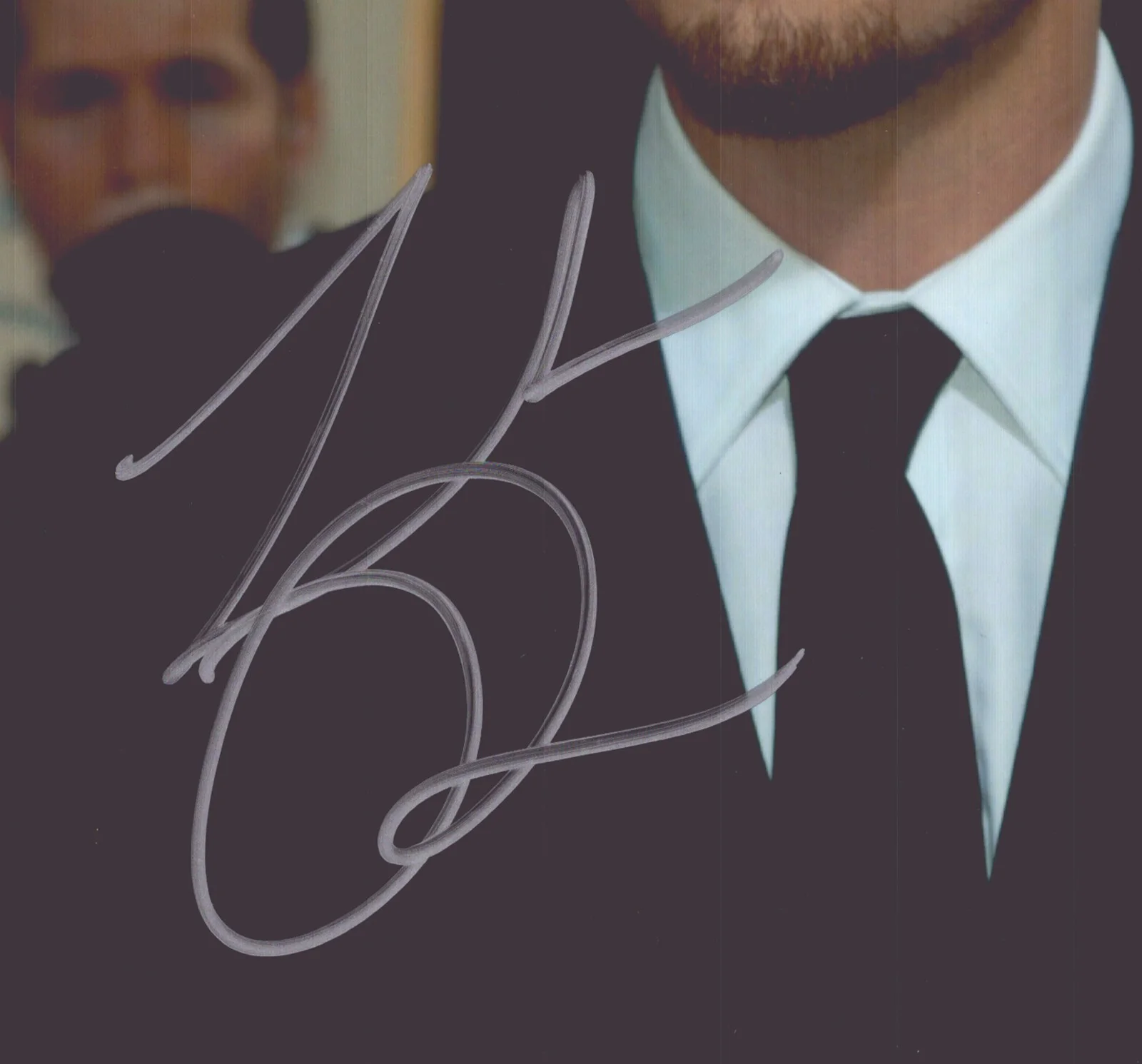 Leonardo Di Caprio — LEONARDO DI CAPRIO - PHOTOGRAPH SIGNED, image 2