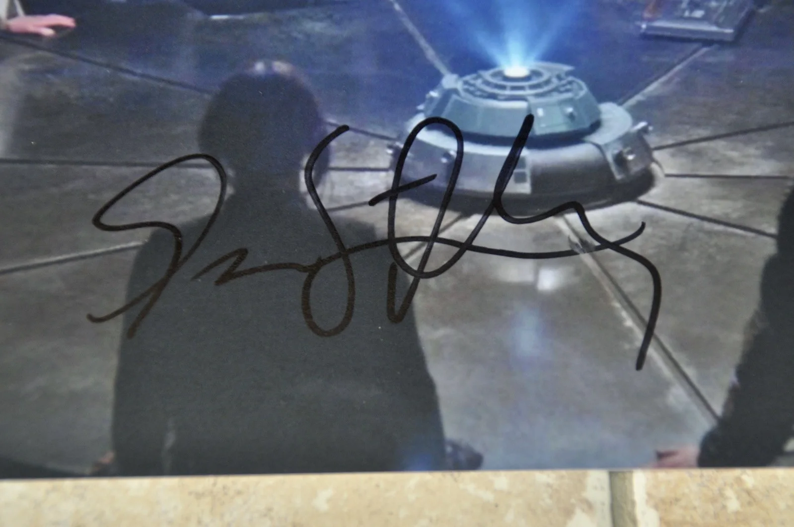 11” x 8” Photo Signed By Genevieve O’Reilly Star Wars Rogue One Mon Mothma W/COA, изображение 2