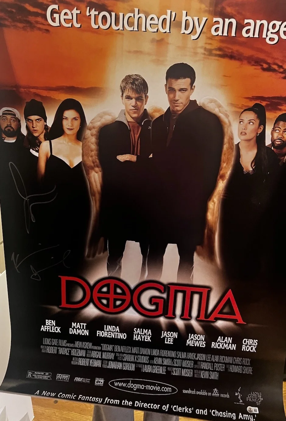 Kevin Smith and Jason Mewes — Kevin Smith Jason Mewes Signed Dogma 27x40 Poster Beckett Bas