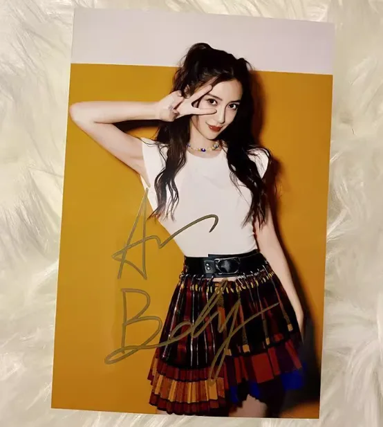 杨颖 6-Inch Celebrity Autographed Photo Yang Ying Signature Photo, image 3