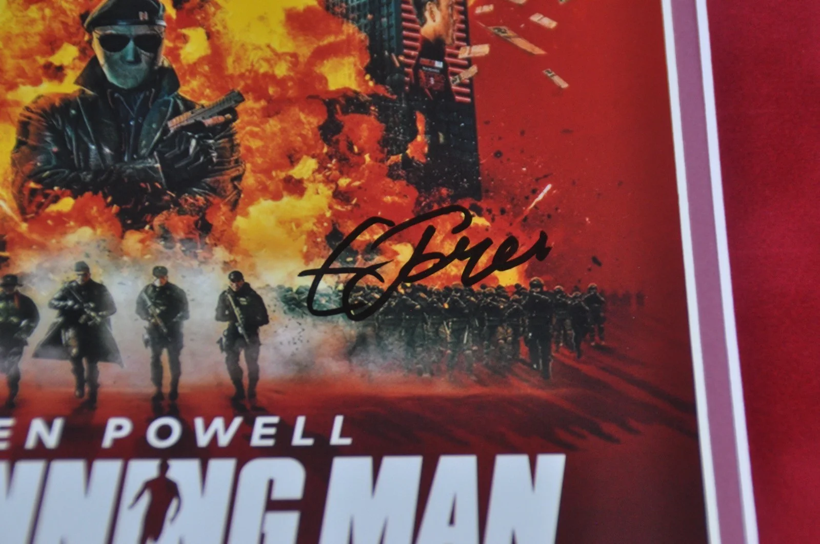 The Running Man 2025 12” x 8” Photo Mounted Signed By Emilia Jones W/COA & Proof, изображение 2