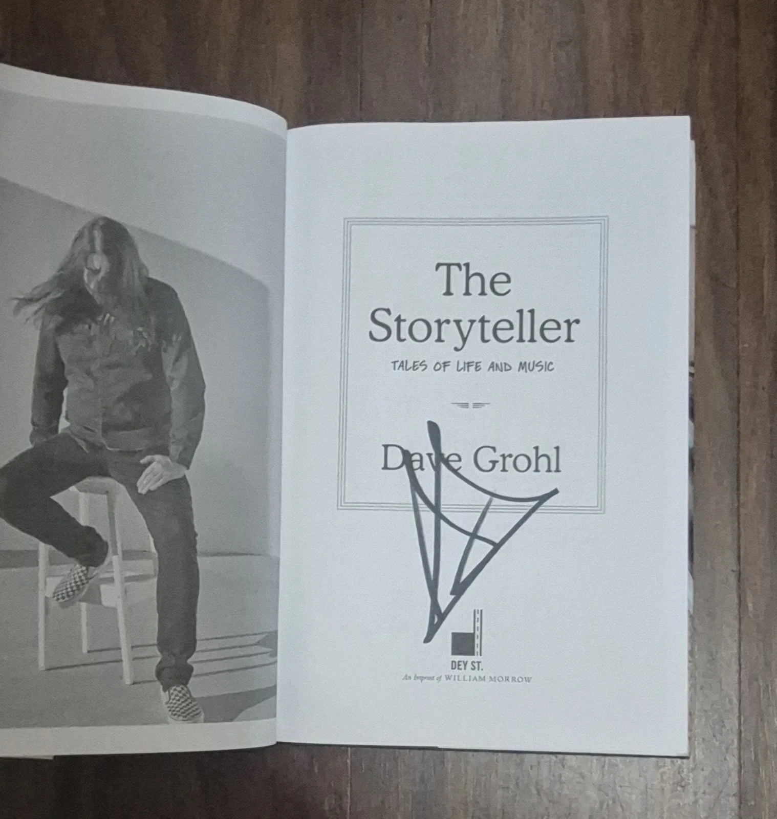 DAVE GROHL SIGNED AUTOGRAPHED THE STORYTELLER BOOK FIRST EDITION HARDCOVER, изображение 2