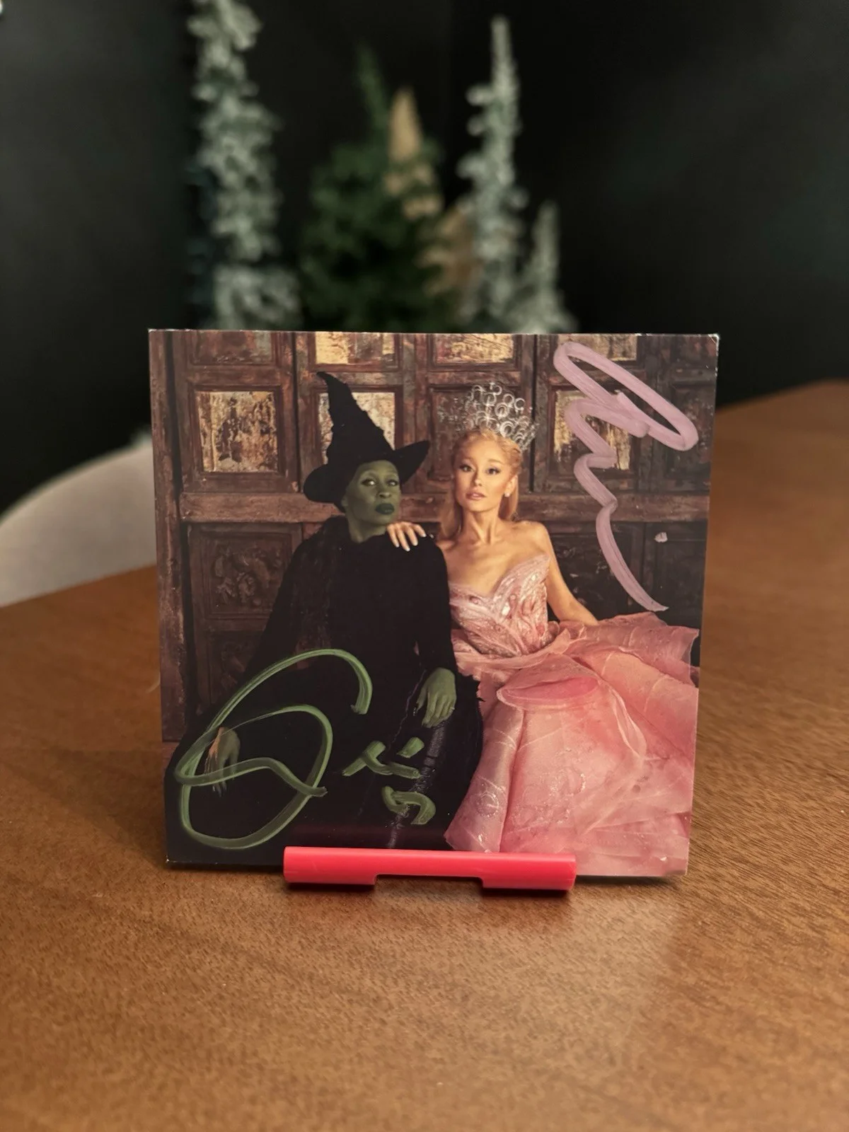 Wicked Soundtrack Signed CD Insert Ariana Grande Cynthia Erivo Pink Green Pen ✅, изображение 2