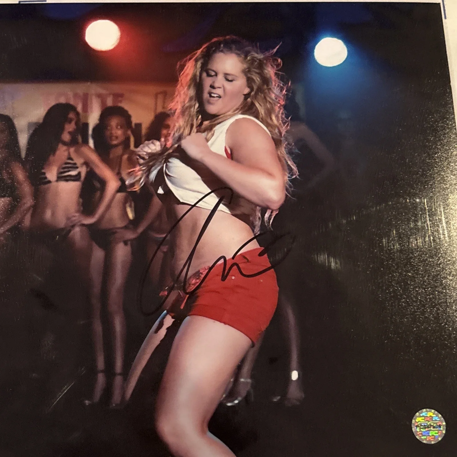 Amy Schumer — Amy Schumer Autographed 8x10 Photo With COA, image 2