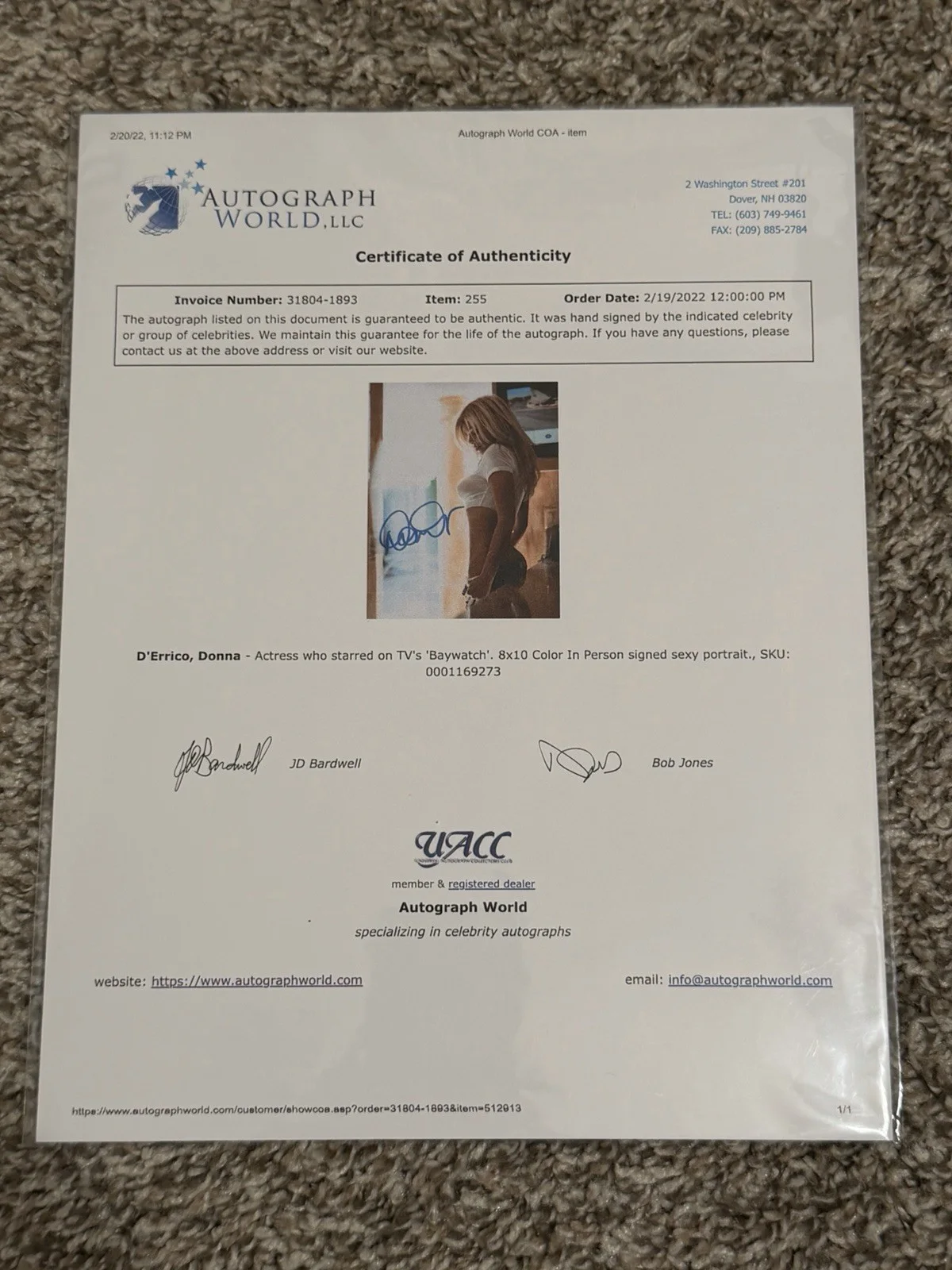 Donna D’Errico Autograph - Baywatch - Certificate of Authenticity Included, image 2