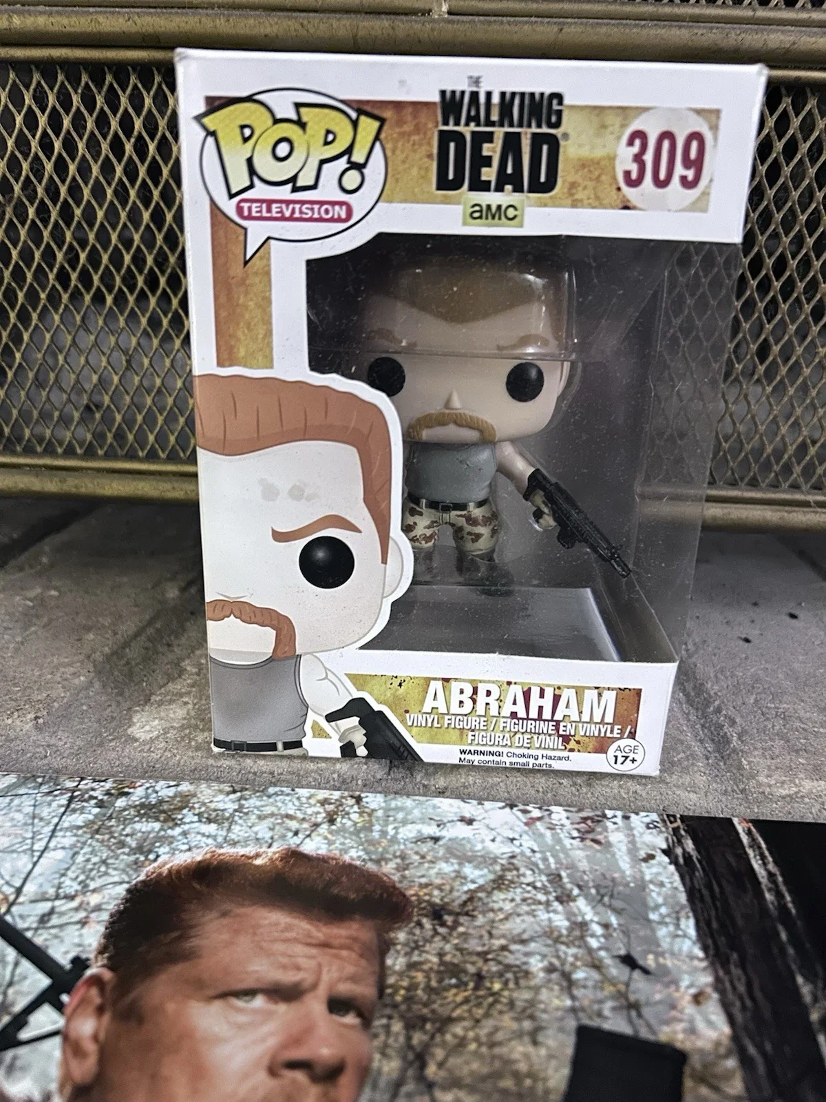 Michael Cudlitz — Signed Michael Cudlitz Walking Dead Abraham Funko Pop 309 & Signed Photo COA, изображение 3