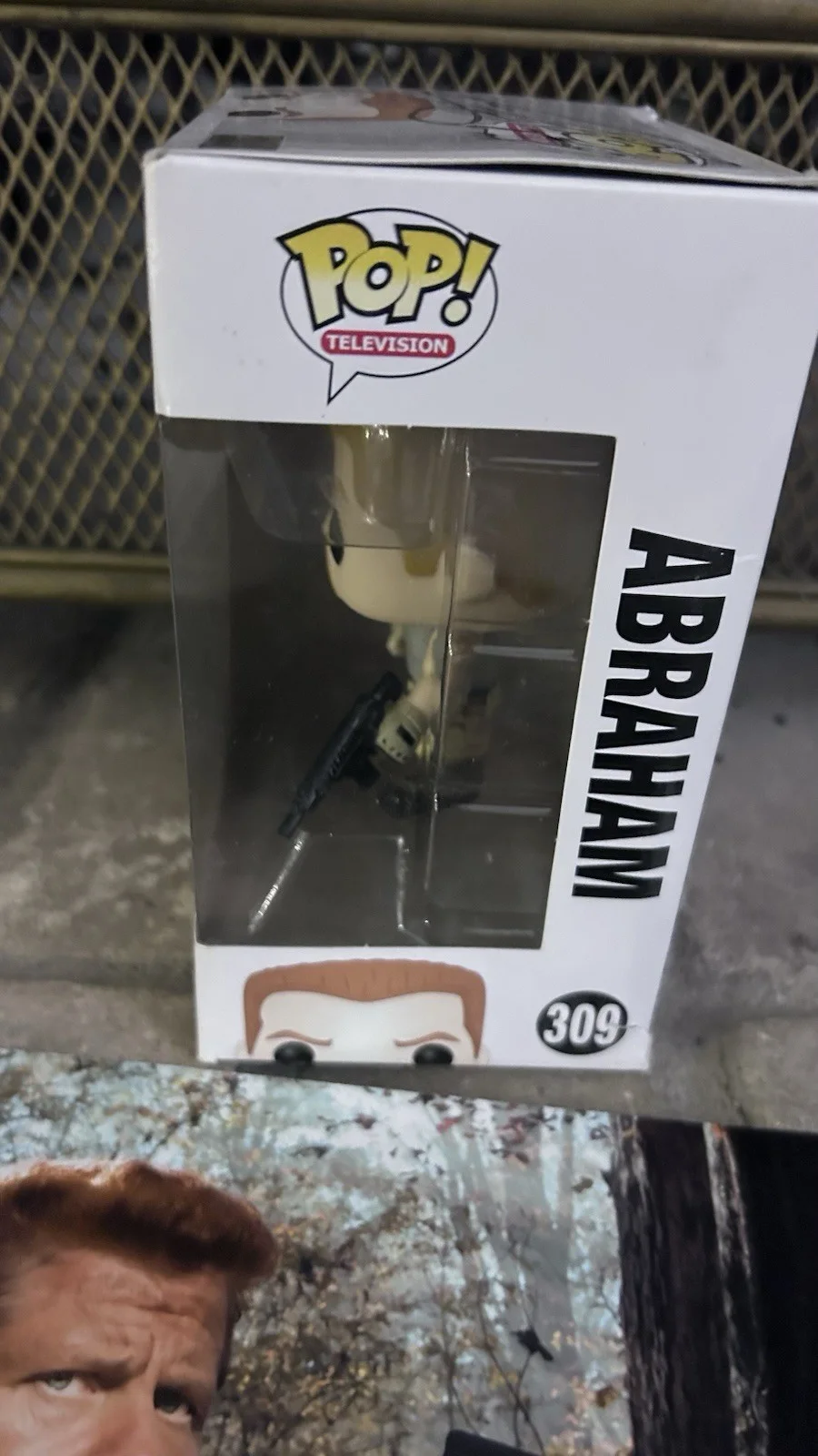 Michael Cudlitz — Signed Michael Cudlitz Walking Dead Abraham Funko Pop 309 & Signed Photo COA, изображение 5