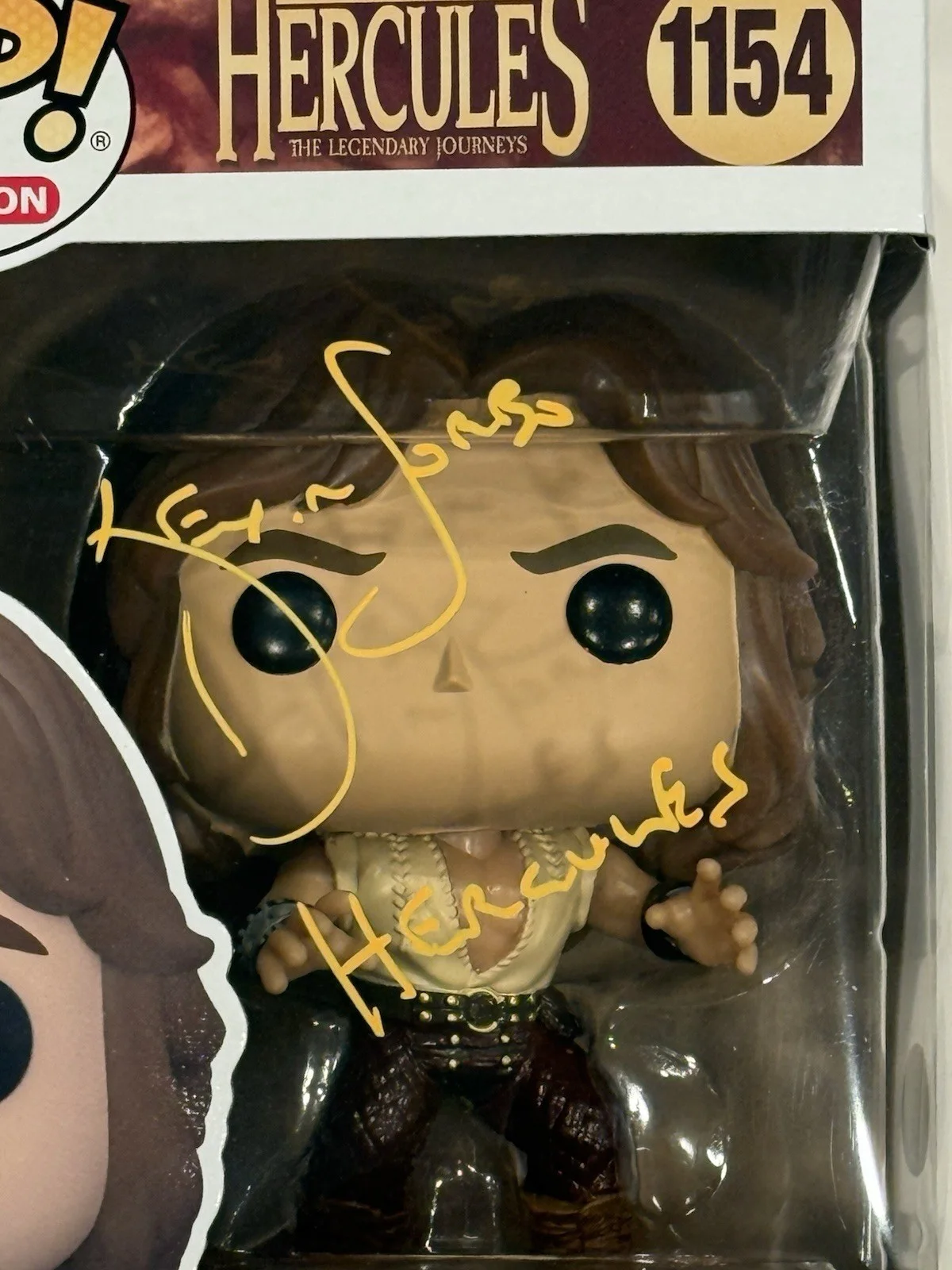 Lucy Lawless — Lucy Lawless Signed Xena & Kevin Sorbo Signed Hercules Funko Pop! Set PSA/JSA, image 5