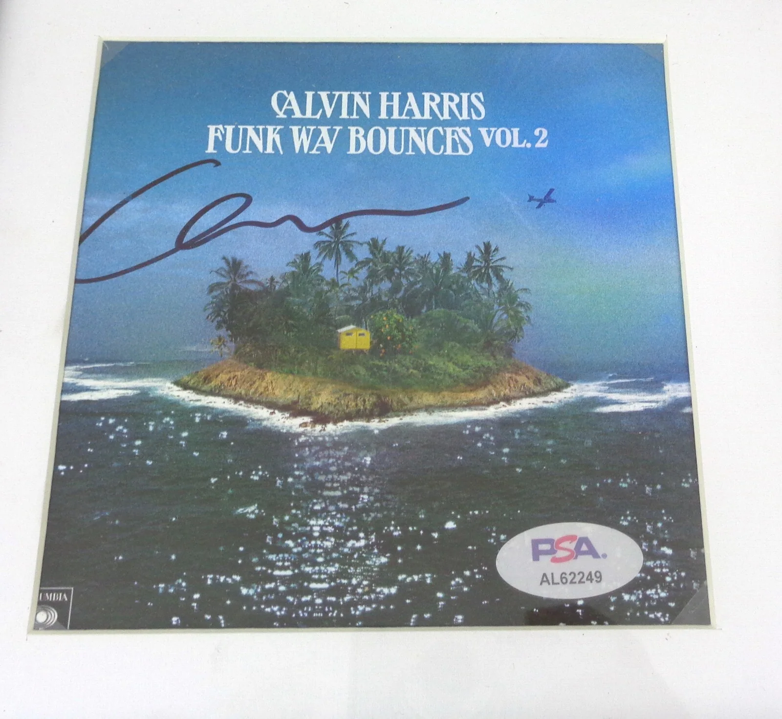 Calvin Harris — Calvin Harris DJ Signed Autograph Funk Wav Bounces Vol 2 CD Framed PSA/DNA COA, изображение 2