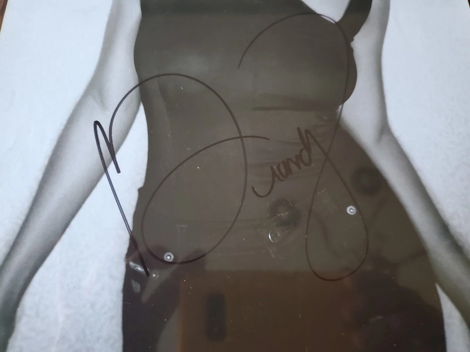 BRANDY 9.5 X 13 Autographed Magazine Page with Letter of Authenticity, изображение 2