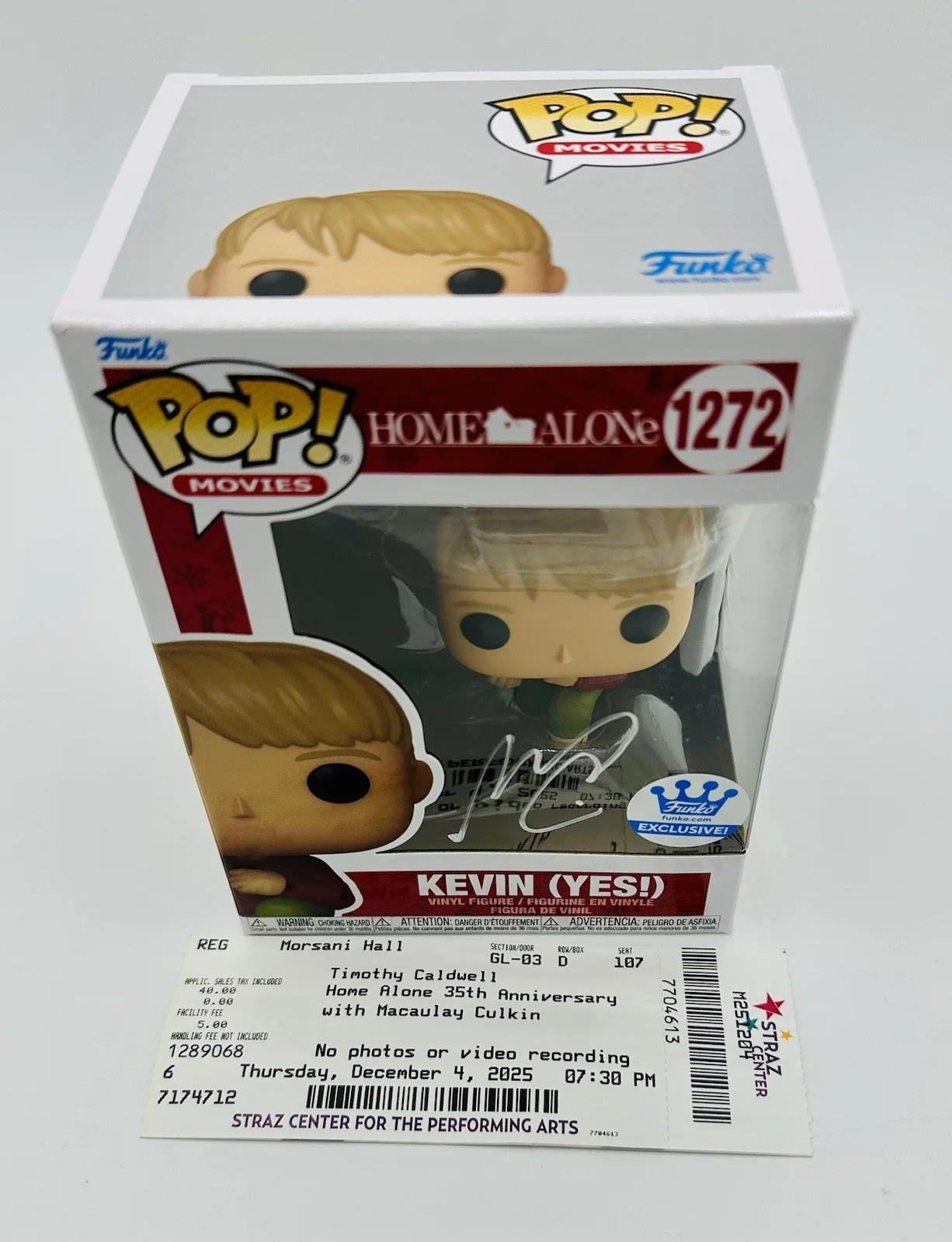 Macaulay Culkin — Macaulay Culkin Home Alone Kevin Signed Funko Exclusive Pop From Movie Tour, изображение 4