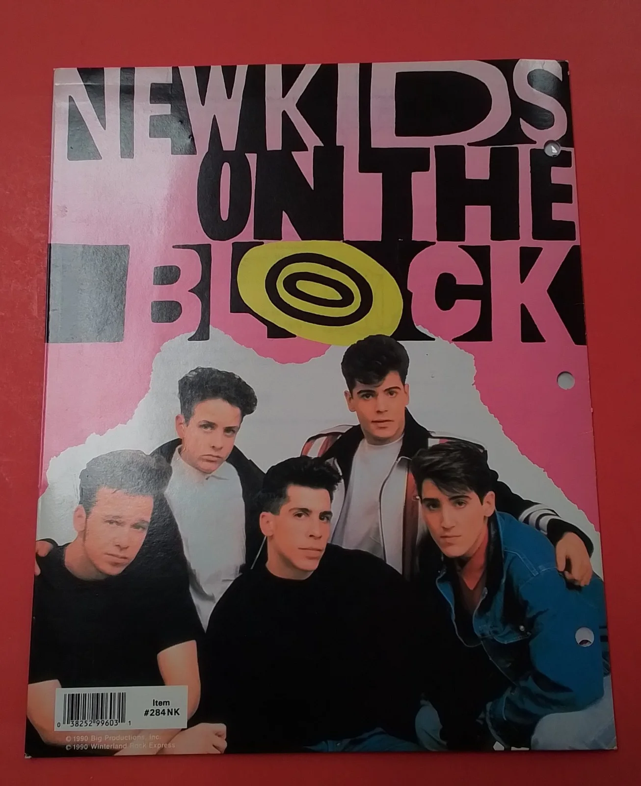 New Kids On The Block Signed 8x10 Photo With Folder, изображение 3