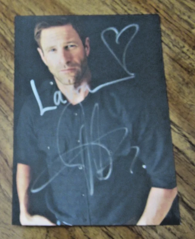 Aaron Eckhart — Aaron Eckhart Actor Autographed 5X7 Photo "The Dark Knight" Harvey Dent Two-Face