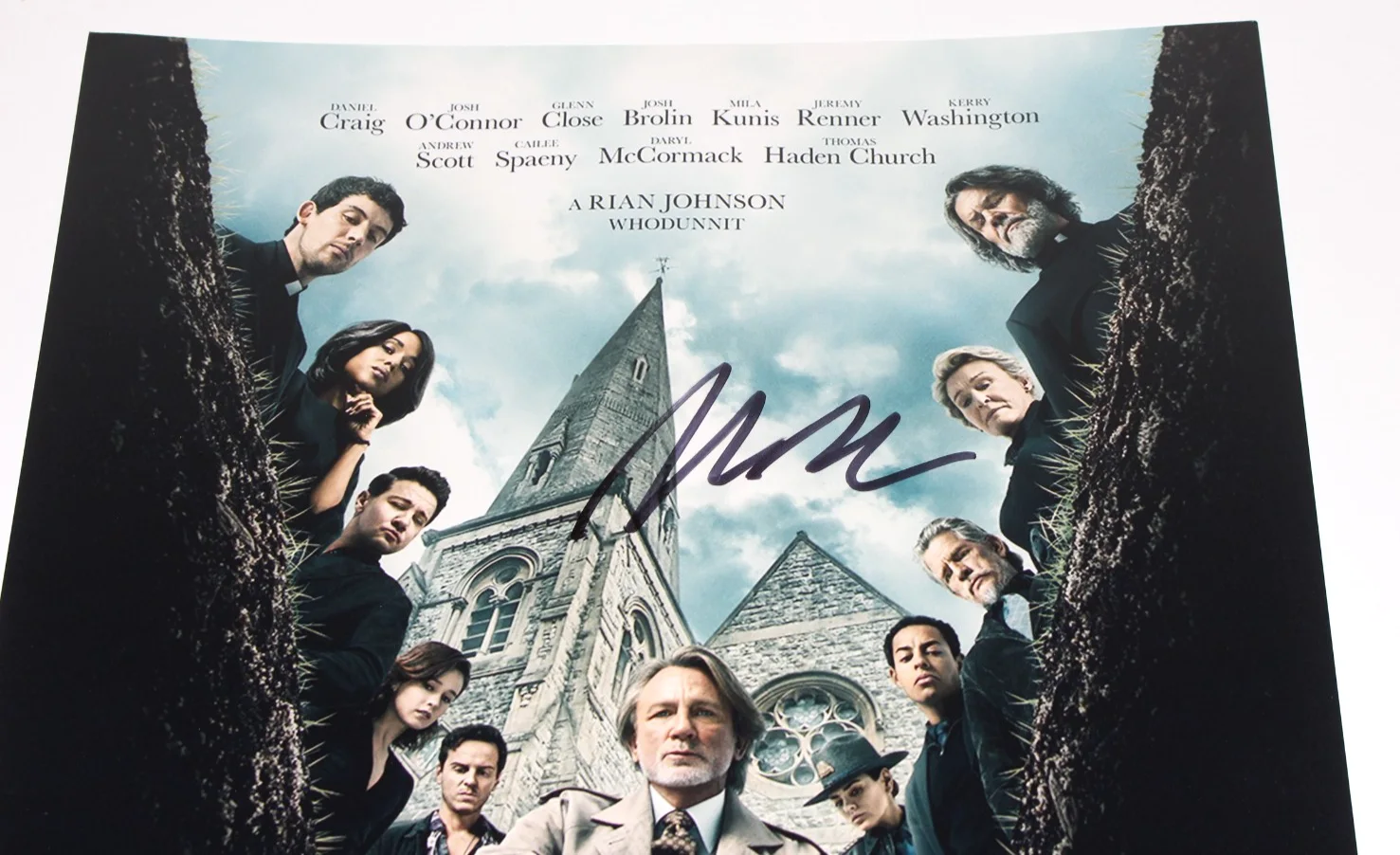 RIAN JOHNSON SIGNED KNIVES OUT WAKE UP DEAD MAN 12x18 MOVIE POSTER BECKETT COA, изображение 2