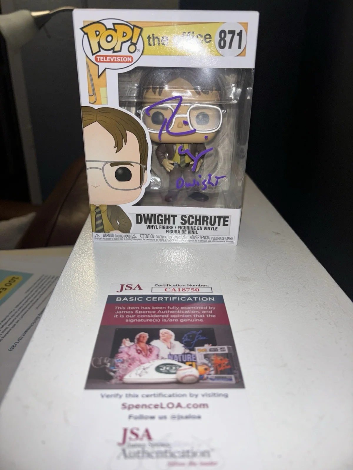 RAINN WILSON — Dwight Schrute Funko Pop! Rainn Wilson Signed The Office #871 (JSA) Dwigt