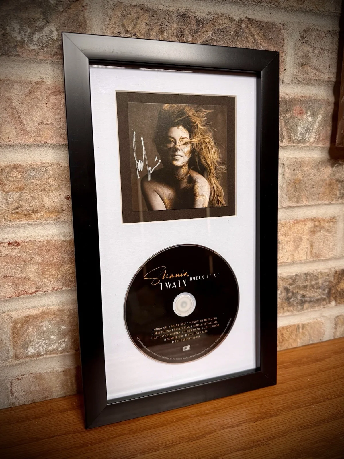 Shania Twain Hand Signed Queen of Me CD Framed Authentic Autograph Display, image 2